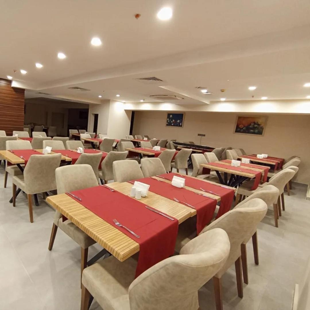 Viking Express Hotel 凯梅尔 外观 照片