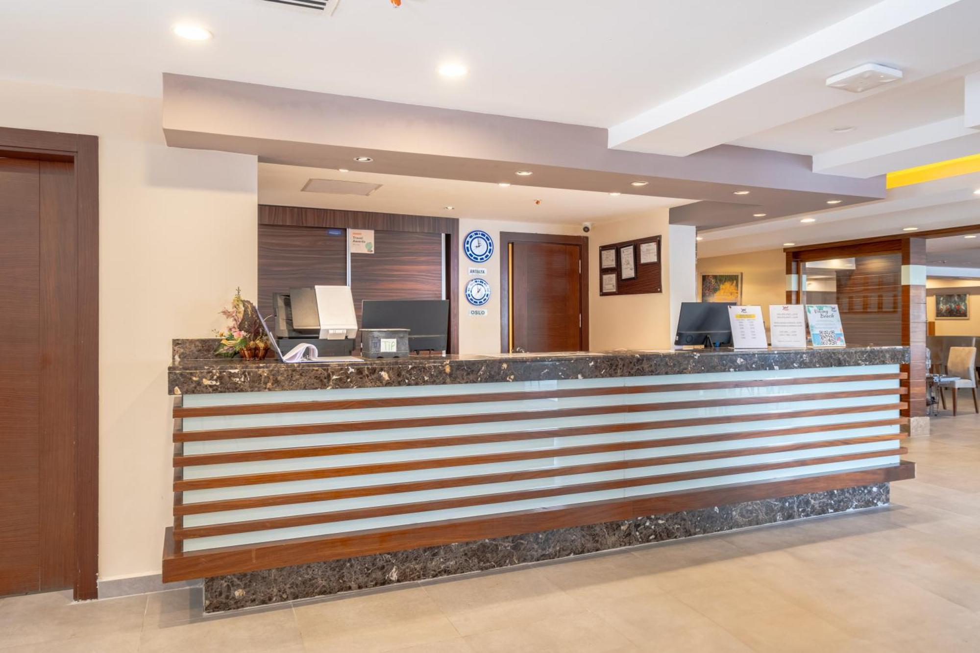 Viking Express Hotel 凯梅尔 外观 照片