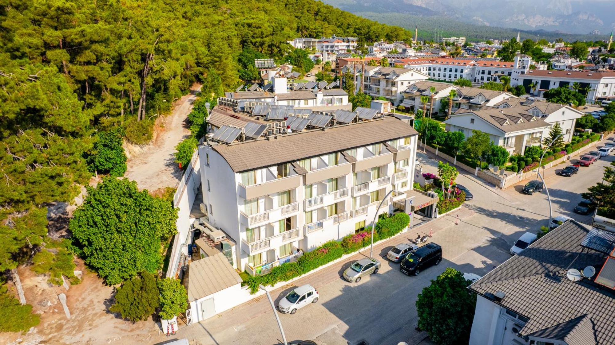 Viking Express Hotel 凯梅尔 外观 照片
